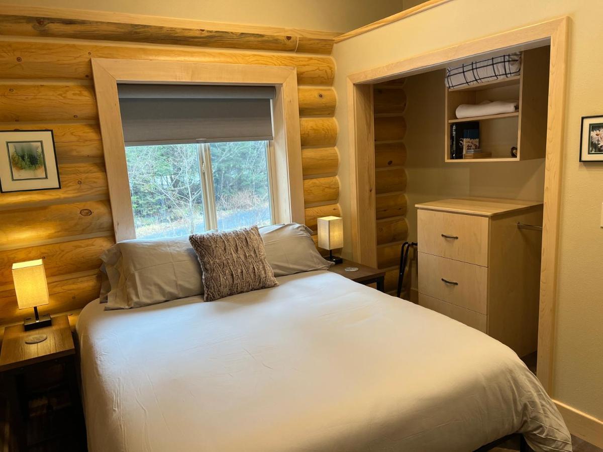 Clear Creek Cabin Seward Exterior photo